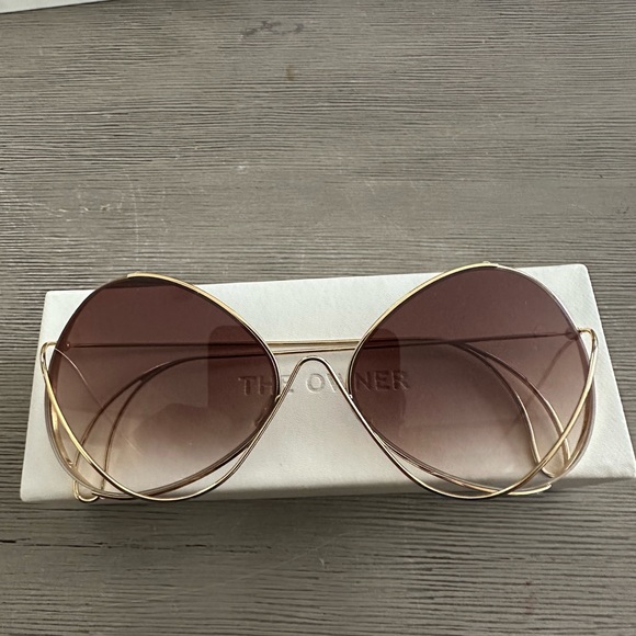 The owner mobius sunglasses. Brand new. - Picture 1 of 6